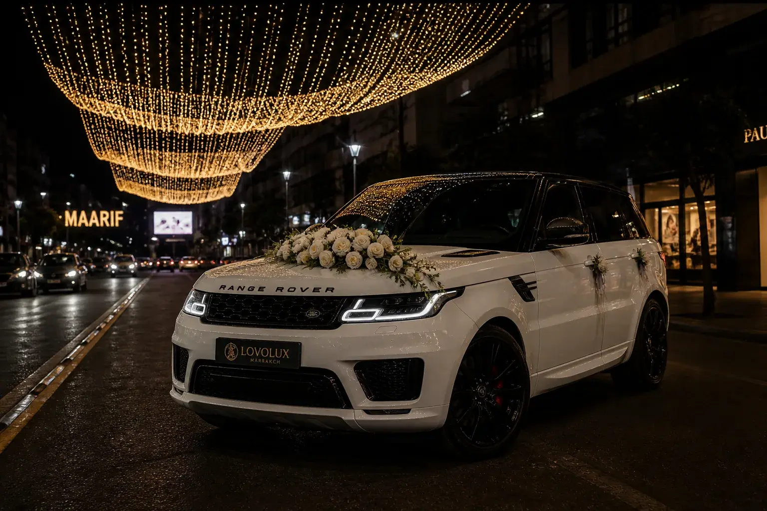 Renault Mégane noire élégante prête pour un mariage à Marrakech